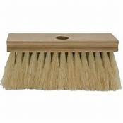 Brush - 7" White Tampico with Threaded Handle